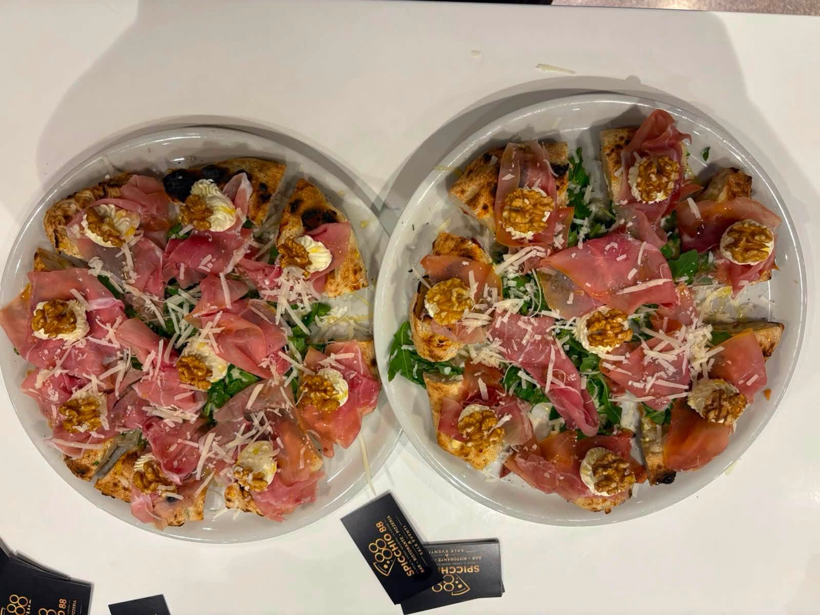Pizzeria con forno a legna a Vigodarzere